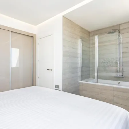 公寓 Ocean Garden Renting 阿德耶